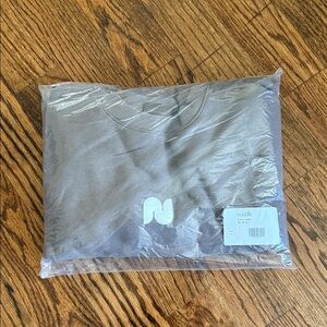 Nuuds Vintage fleece crewneck size large new in package!